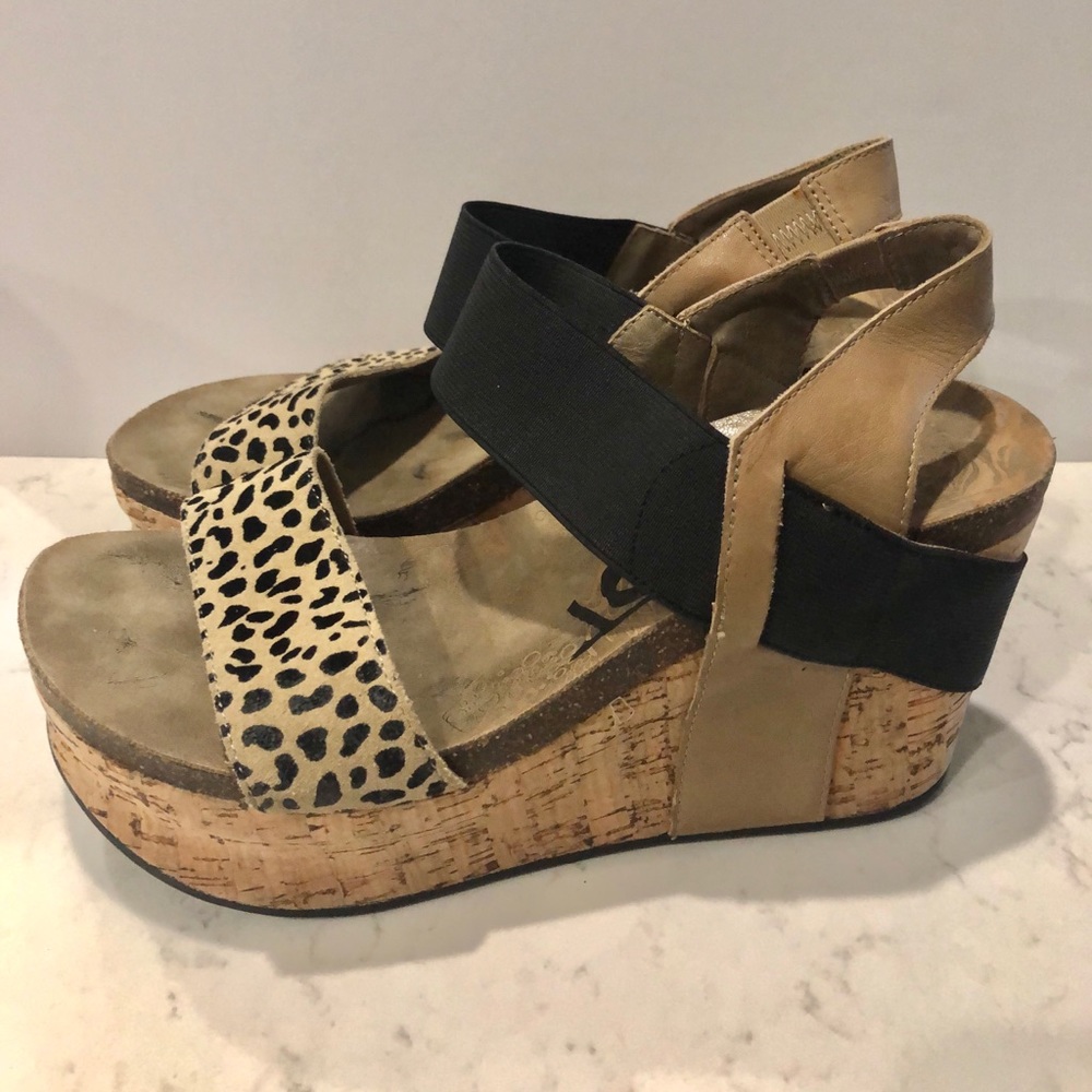 OTBT Leopard/Cheetah Wedge Sandals - Size 7